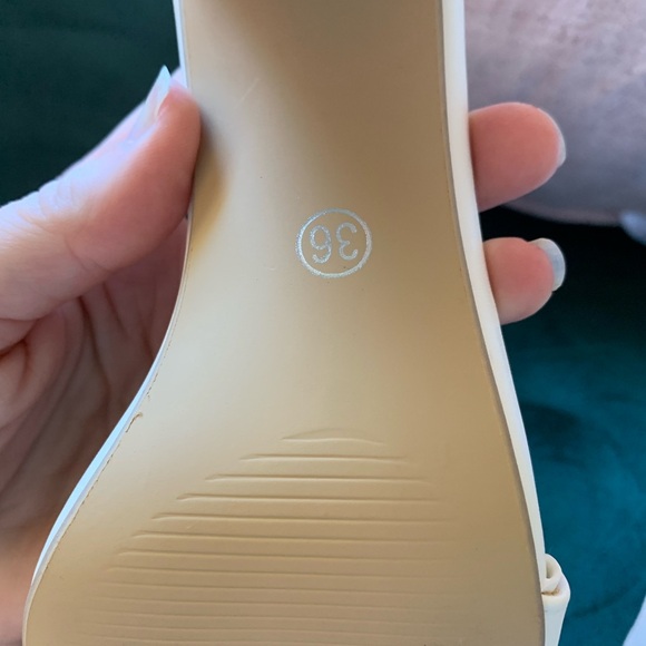 Pearl Wedding Shoes - Picture 6 of 9